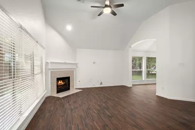 34 S Rambling Ridge Place, Conroe, TX 77385 - Photo 6