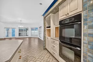 4823 Benning Dr, Houston, TX 77035 - Photo 14