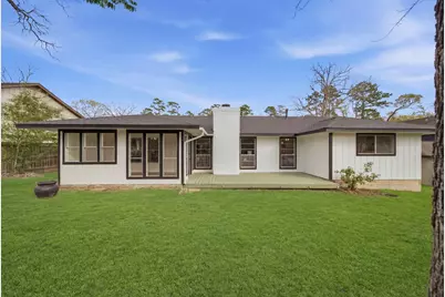88 Rolling Hills Drive, Conroe, TX 77304 - Photo 1