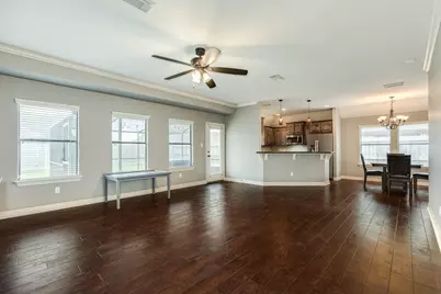 207 Hancock Street, Clute, TX 77531 - Photo 2
