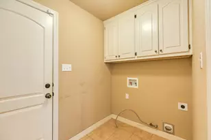 207 Hancock St, Clute, TX 77531 - Photo 24