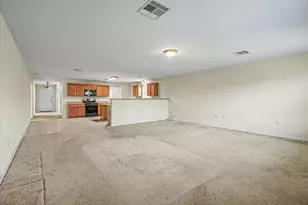 104 Macarthur St, Baytown, TX 77520 - Photo 14