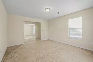 104 Macarthur St, Baytown, TX 77520 - Photo 8