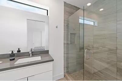 2239 N Macgregor Way, Houston, TX 77004 - Photo 26