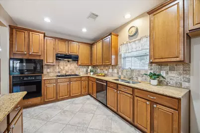 1015 Azalea Pointe, League City, TX 77573 - Photo 16