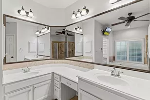 26 Shady Pond Pl, The Woodlands, TX 77382 - Photo 16
