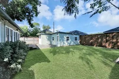 909 Fugate Street, Houston, TX 77009 - Photo 48