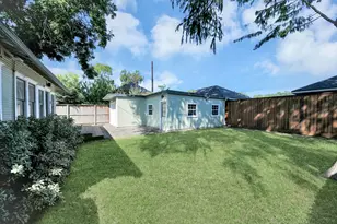 909 Fugate St, Houston, TX 77009 - Photo 48