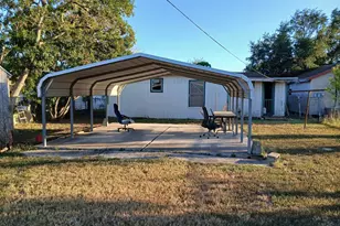 724 E Richard Ave, Kingsville, TX 78363 - Photo 12