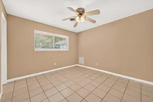 214 Crest Hill Dr, Conroe, TX 77301 - Photo 20