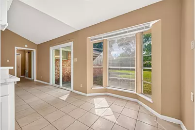 214 Crest Hill Drive, Conroe, TX 77301 - Photo 8