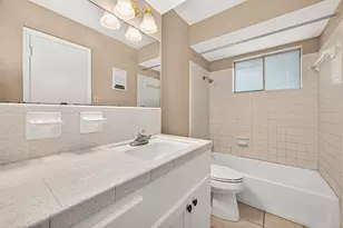 214 Crest Hill Dr, Conroe, TX 77301 - Photo 28