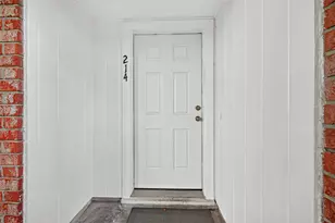 214 Crest Hill Dr, Conroe, TX 77301 - Photo 4