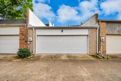 1734 S Gessner Road, Houston, TX 77063 - Photo 10