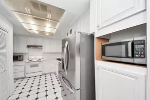 1734 S Gessner Rd, Houston, TX 77063 - Photo 6