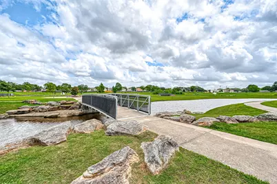 17103 Blackhawk Boulevard, Friendswood, TX 77546 - Photo 38