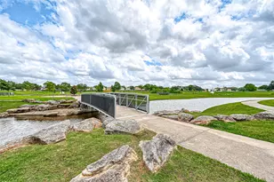 17103 Blackhawk Blvd, Friendswood, TX 77546 - Photo 38