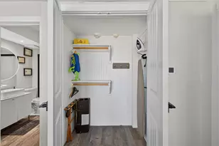 5220 Seawall Blvd, Galveston, TX 77551 - Photo 22