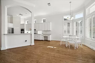 5010 Collingwood Ct, Sugar Land, TX 77479 - Photo 12