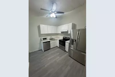1523 21st Street #3, Galveston, TX 77550 - Photo 6