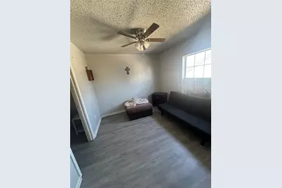 7018 Ave F #1, Houston, TX 77011 - Photo 2