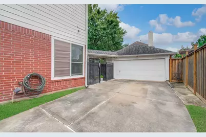 12427 Shadycrest Drive, Houston, TX 77082 - Photo 42