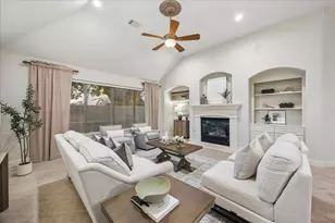 12606 Tallwood Crossing Ln, Houston, TX 77041 - Photo 4