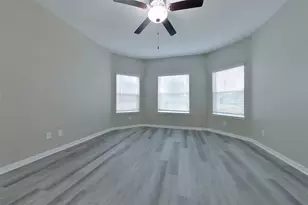 421 Palomino Stand Dr, La Marque, TX 77568 - Photo 6