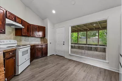 3900 Redstem Court, Dickinson, TX 77539 - Photo 16