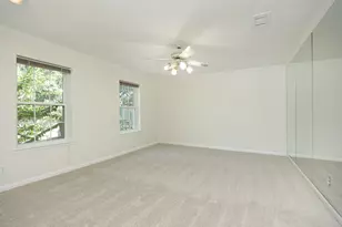 7499 Brompton St, Houston, TX 77025 - Photo 26