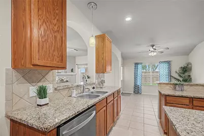 6097 Well Brook Lane, League City, TX 77573 - Photo 16