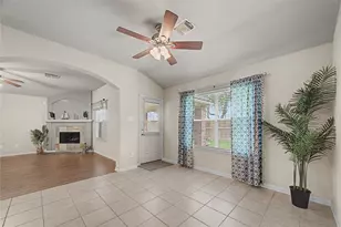 6097 Well Brook Ln, League City, TX 77573 - Photo 8