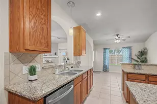 6097 Well Brook Ln, League City, TX 77573 - Photo 18