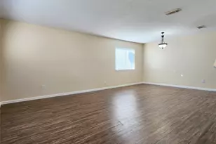 18123 Noble Forest Dr, Humble, TX 77346 - Photo 2