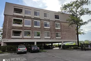 2213 S Braeswood Blvd, Houston, TX 77030 - Photo 1