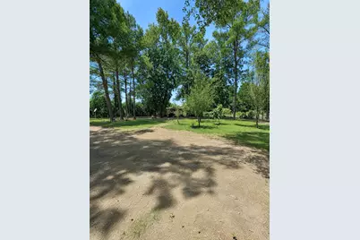 1337 Wiemers Road, Saratoga, TX 77585 - Photo 2