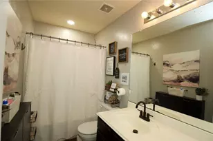 2710 Sockeye Dr, Houston, TX 77045 - Photo 8