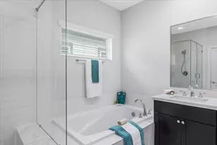 8227 Cambridge St, Houston, TX 77054 - Photo 30