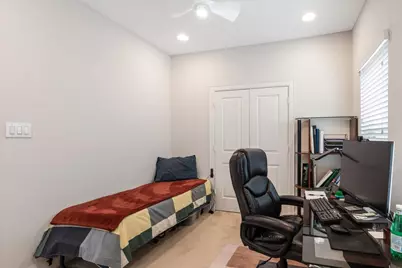 8227 Cambridge Street, Houston, TX 77054 - Photo 32
