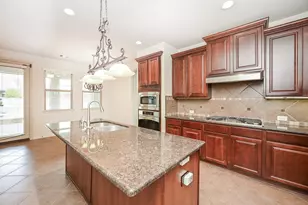 19 Sandwell Place, Spring, TX 77389 - Photo 16