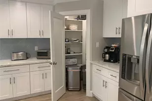 2401 McClendon St, Houston, TX 77030 - Photo 6