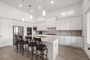 28406 Vineyard Terrace Ln, Fulshear, TX 77441 - Photo 12