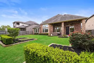 28406 Vineyard Terrace Ln, Fulshear, TX 77441 - Photo 34