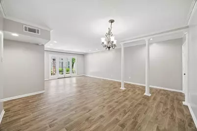 2230 S Piney Point Road #103, Houston, TX 77063 - Photo 6