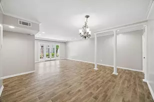 2230 S Piney Point Rd, Houston, TX 77063 - Photo 6