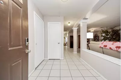 5518 Summit Lodge Drive, Katy, TX 77449 - Photo 6