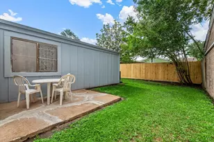 6351 Cambridge Glen Ln, Houston, TX 77035 - Photo 22