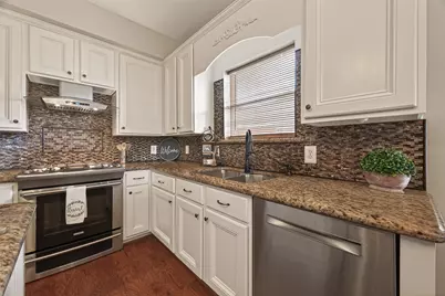 9904 Fair Brook Way, Pearland, TX 77584 - Photo 14