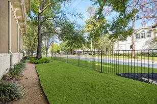 4901 Holt St, Bellaire, TX 77401 - Photo 40
