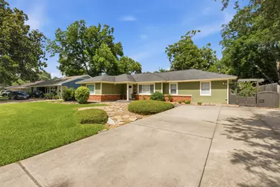 410 Kyle Street, Sugar Land, TX 77478 - Photo 4